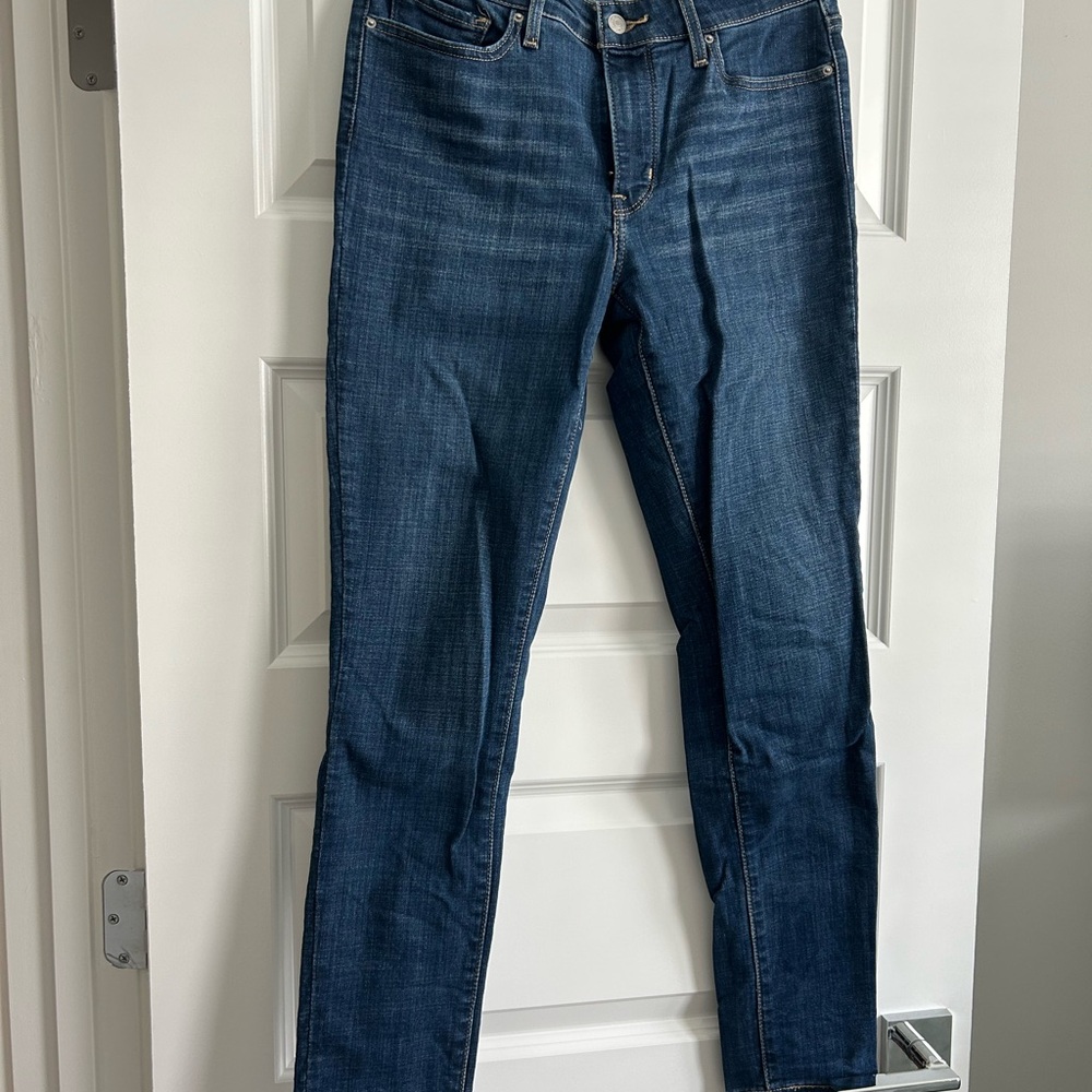 Levi's Women's Dark Blue Skinny Jeans